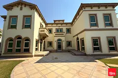 Huge Plot I Vacant I Pool I Skyline View