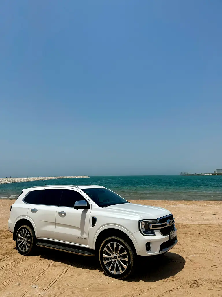 Ford Everest 2024 — photo 1 of 5
