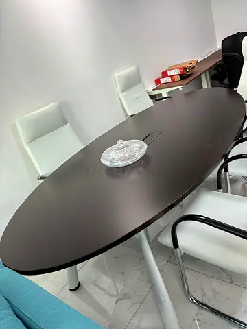 Round table
