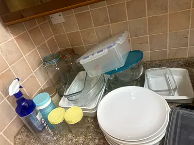 Collection of Kitchen Dinnerware and Storage Containers