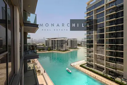 Direct Crystal Lagoon View | Bright | Spacious