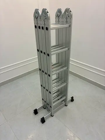 Foldable Multi-Position Aluminum Ladder - 4 Sections