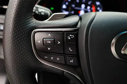 صورة 7 لـ 2025 Lexus ES-SERIES