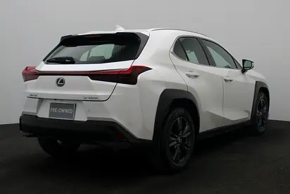 صورة 5 لـ 2024 Lexus UX-SERIES