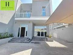 Luxury 5BR Villa Sharqan