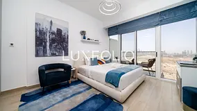 SUMMER OFFER UNIQUE BLUE STUDIO AT BLOOM AVAILABLE NOW