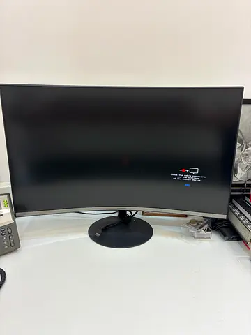 Samsung 32-inch Curved Computer Monitor with Stand - Good Condition