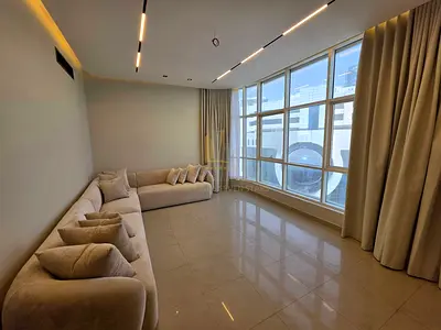 🌟 Exceptional Opportunity to Own a Stunning Lakefront Residence 🌟