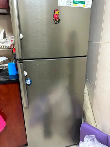 ثلاجة