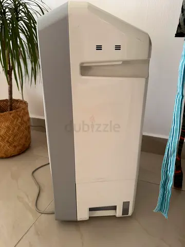 Portable air conditioner /purifier/ dehumidifier unit - good working condition