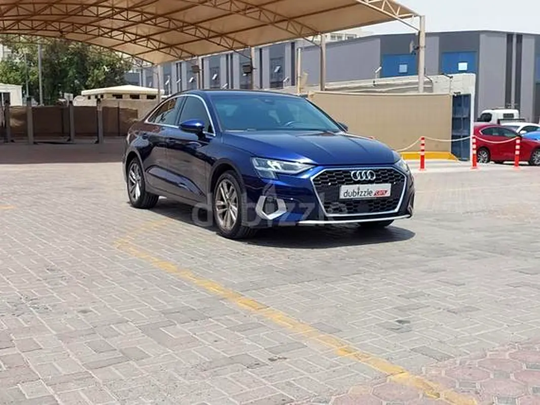 Audi A3 2022 — photo 1 of 20