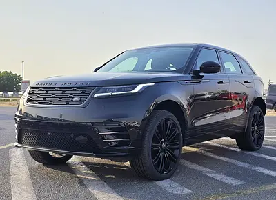 Range Rover Velar P250 Dynamic SE 2.0L A/T AWD Black Color 2025 Model