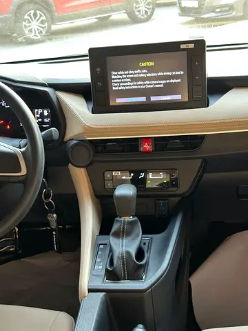 Toyota Yaris SE+, миниатюра 9