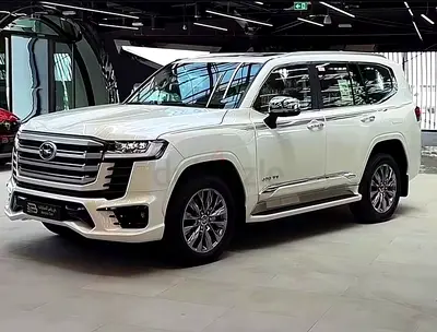 Toyota Land Cruiser VXR 2025 GCC Specs
