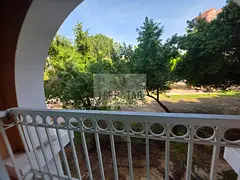 One Bed Room For sell /CloSeD To MeTrO/with/balcony