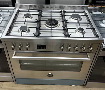 Bertazzoni brand top gas oven electric cooker 90cm lastest model