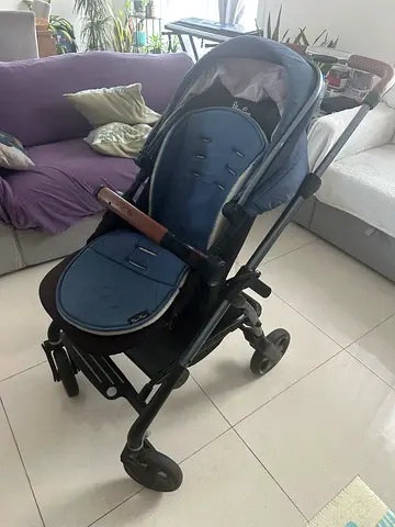Silver Cross Pram with bassinet – Good Condition – Ras Al Khaimah