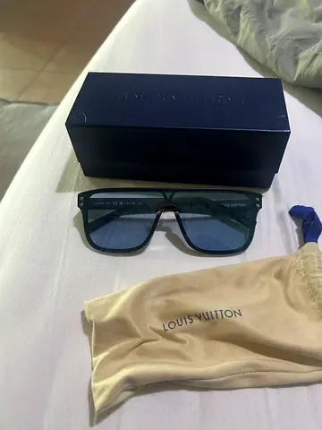 Genuine Louis Vuitton Sunglasses with Case and Pouch