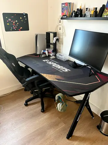 Gaming desk and chair