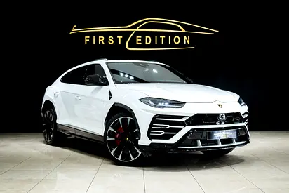 2022 Lamborghini URUS photo 2