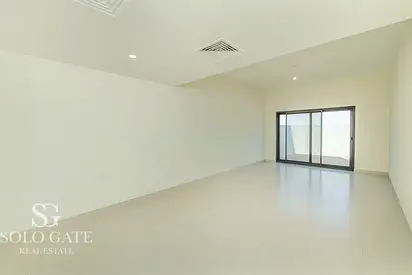 Single Row | 2BR+Maids | Rented | High ROI
