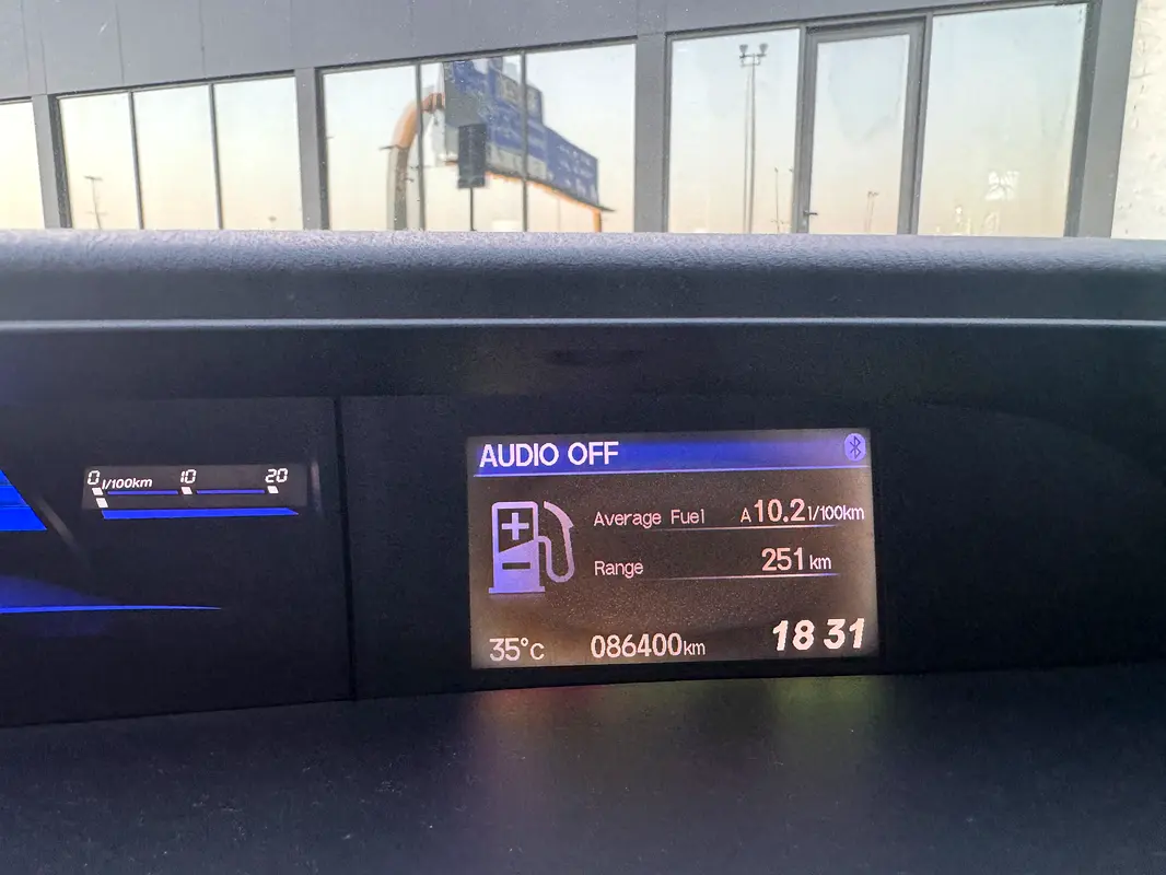 Honda Civic 2012 — photo 1 of 7