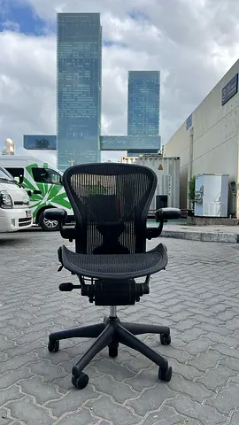 Selling used Herman miller Aeron chair size B fully loaded