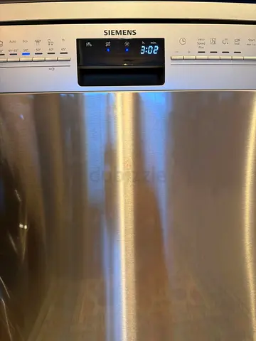 Siemens stainless steel dishwasher - good working condition