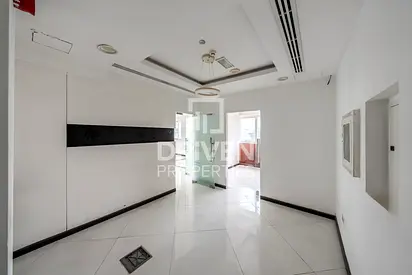 Burj Khalifa View | Fully Fitted | Prime Location