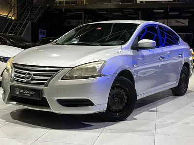 Nissan Sentra SV 2014 GCC Specs - Well Maintained