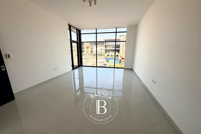 Well Maintained | Negotiable | Spacious Layout