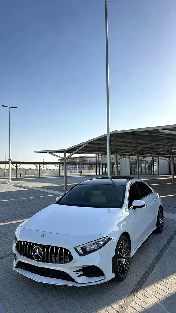 Mercedes-Benz A-Class 2020 — photo 1 of 9