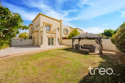 Upgraded 3E | Great Condition | Large Plot