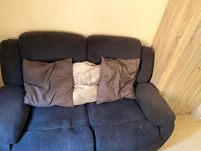 Recliner sofa