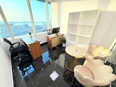 Modern Office | Bank Account Assistance | Free Amenities |