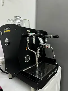Speciality coffee machine