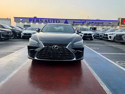 Lexus ES-200