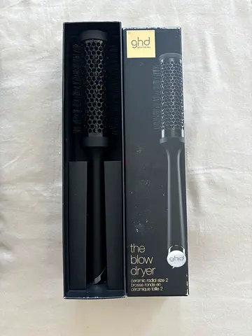 ghd ceramic round brush size 2 - like new, light use