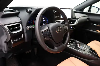 صورة 11 لـ 2024 Lexus UX-SERIES