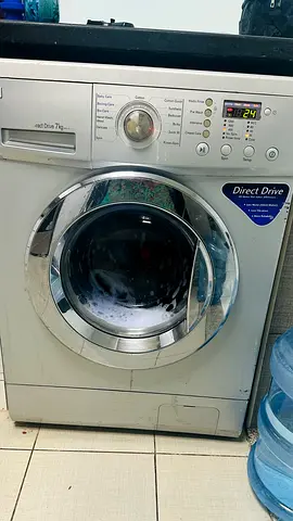 LG Direct Drive Front Load Washing Machine - 7kg, Silver (Used)