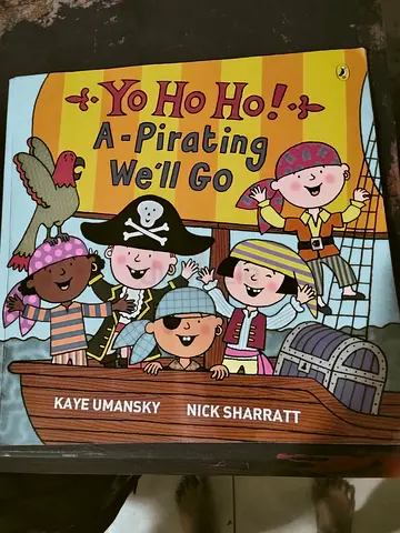 Yo Ho Ho! A-Pirating Well Go by Kaye Umansky (childrens picture book)