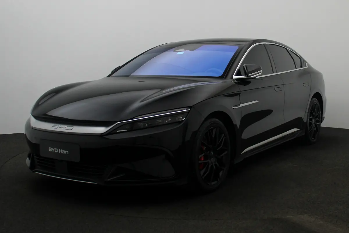 BYD HAN 2025 — photo 1 of 20
