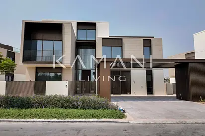 Vacant | Good Location | Downtown Skyline View