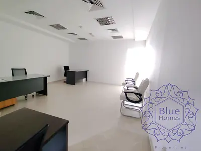 560 SQFT OFFICE IN 78K 1CAR PARKING FREE
