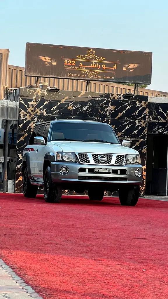 Nissan Patrol Safari 2019 — photo 1 of 13