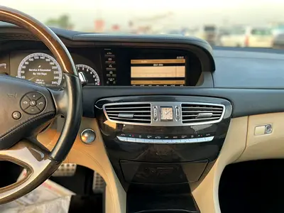 صورة 12 لـ 2011 Mercedes-BENZ CL