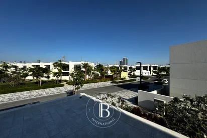 Single Row with Private Pool | Large Plot
