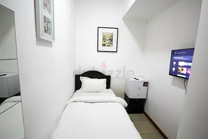 Partition for Rent in Sulafa Tower – Dubai Marina (Ladies Only)