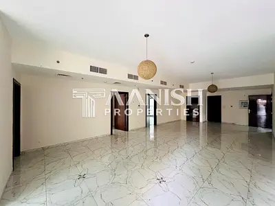 SPACIOUS 3 BEDROOM READY TO MOVE IN APARTMENT I PRIME LOCATION