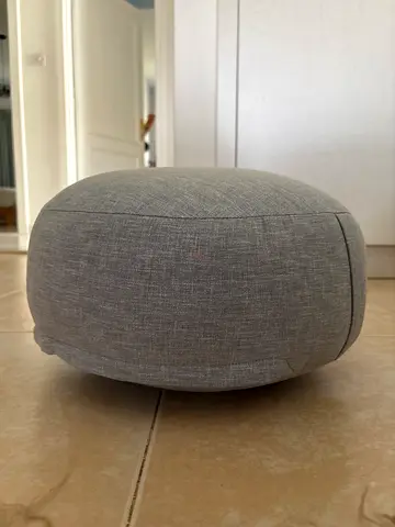 Floor cushion